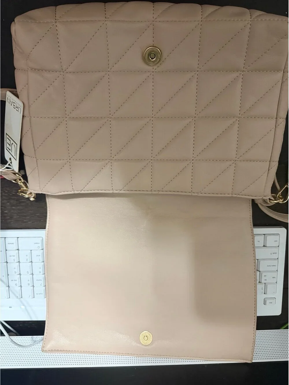Crossbody purse